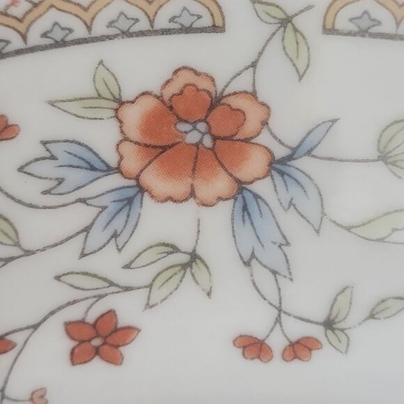 Vintage Fine Porcelain by Northridge China Bright White Floral Design Set of 2 - Picture 8 of 12